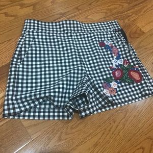 Zara short